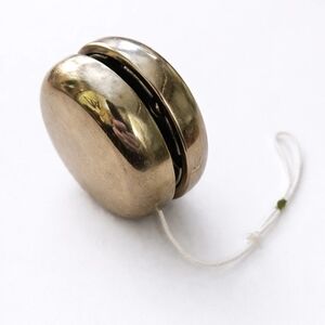 Vintage Metal Yo-Yo Classic Fixed Axle Toy Retro 1970s 1980s Silver Tone